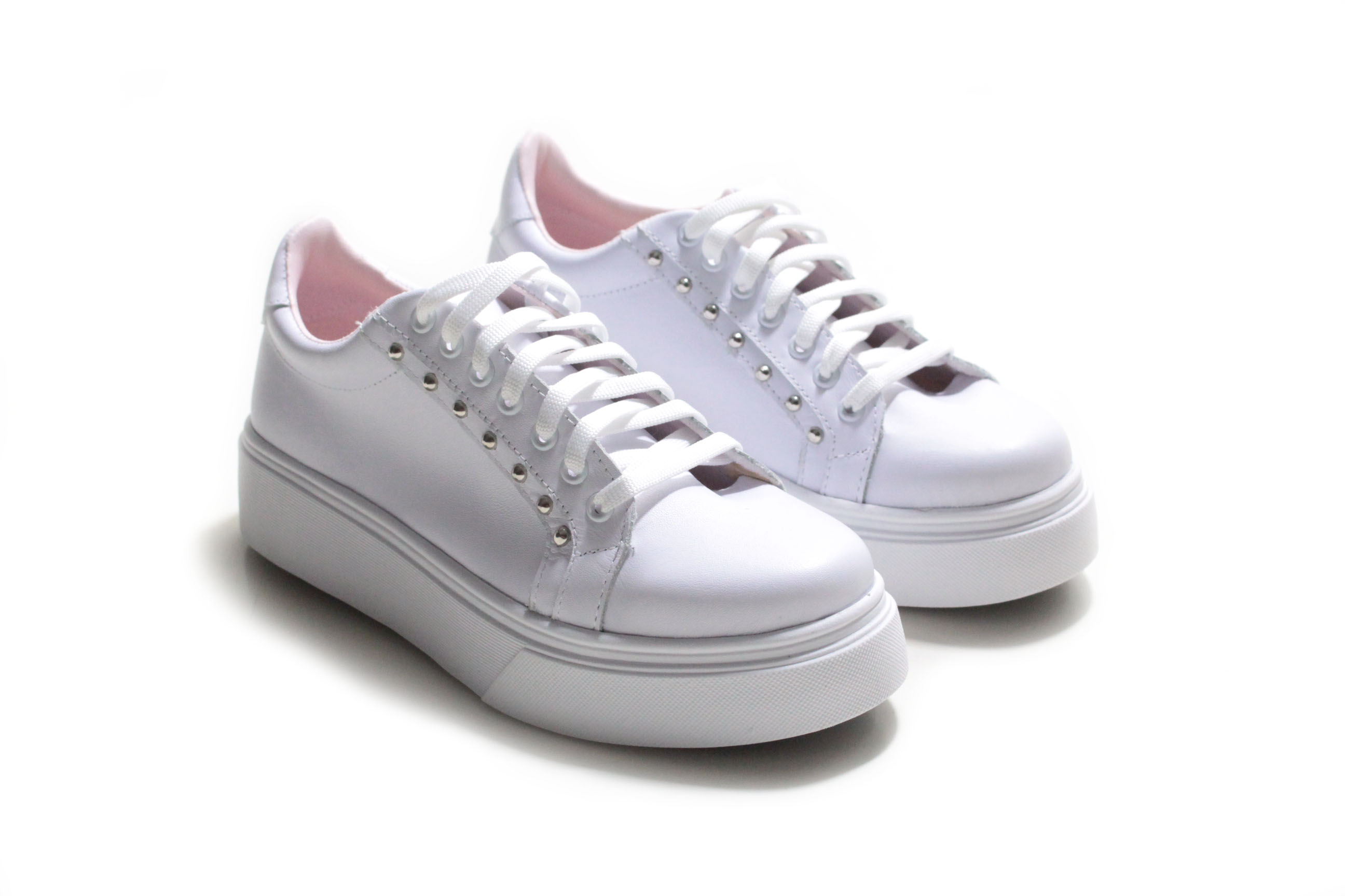 zapatillas con tachas